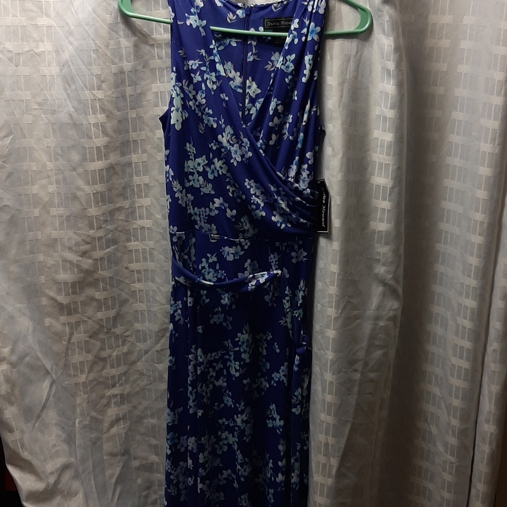Jessica Howard dress